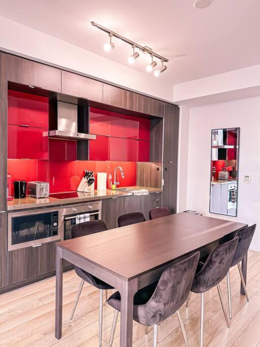 Elegant - Views, View, Free Parking Appartement Toronto