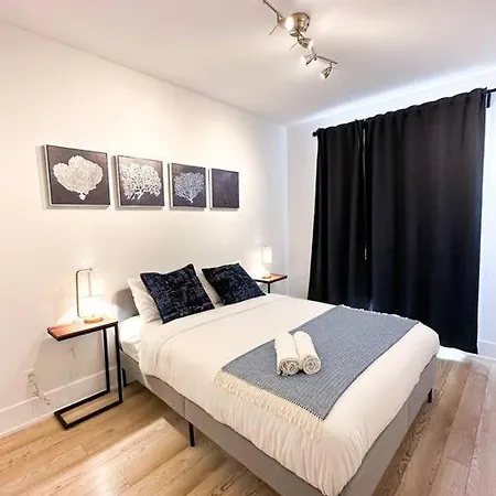 Elegant Suites - City Views, Lake View, Free Parking Toronto Exterior photo
