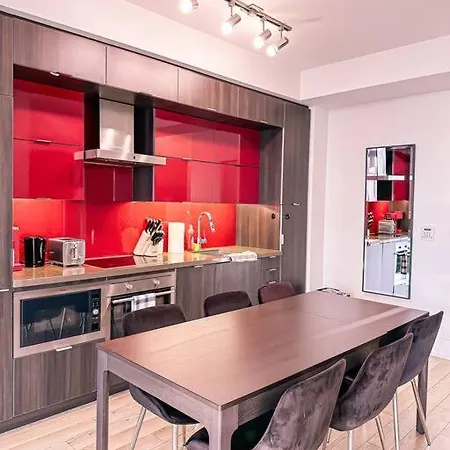 Elegant Suites - City Views, Lake View, Free Parking Toronto Exterior photo